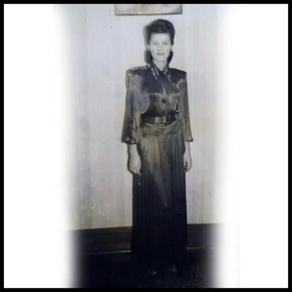 40s Dressing Gown For Glam Ghoul Femme Zombie COSTUME - 1940s Vintage - Picture 11 of 15